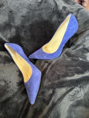Guess Royal Blue Suede Pointed Toe Pumps